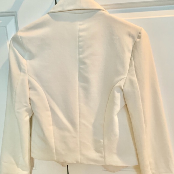 Tuxedo style white blazer - Picture 2 of 4